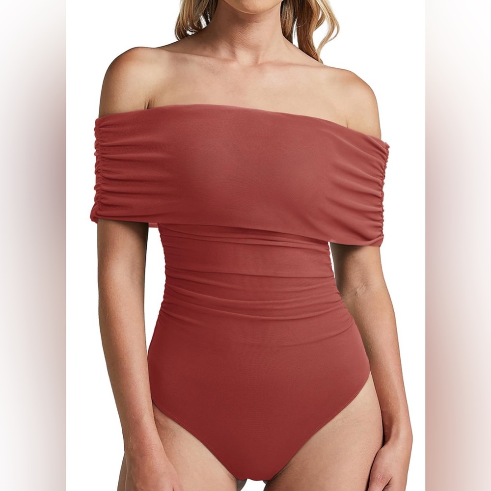NWT REORIA Rust Off The Shoulder Bodysuit‎ – Small